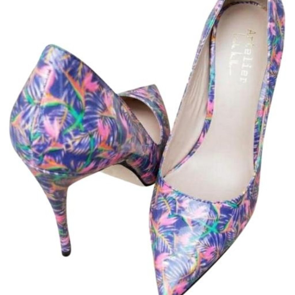 NICOLE MILLER Multicolor Hummingbird Print  Patent Leather Pointed Toe Pump 8.5M
